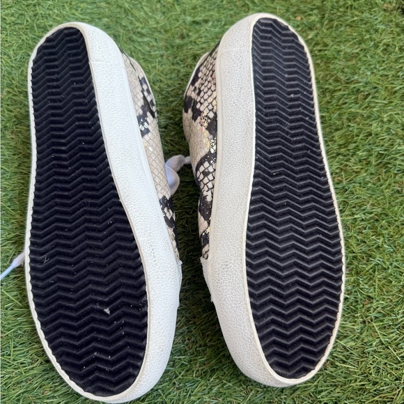 Steve Madden NY90 Snake Print Sneakers 6.5 NY90 Animal Print/ Great sneaker - Picture 4 of 6